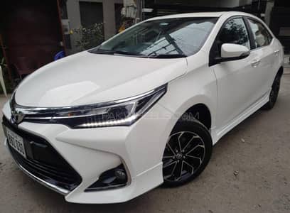 Toyota corolla altis grande