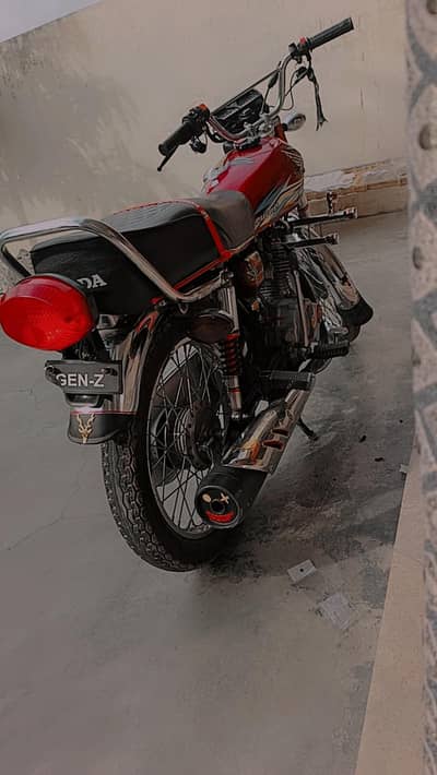 Honda cg 125 18 model