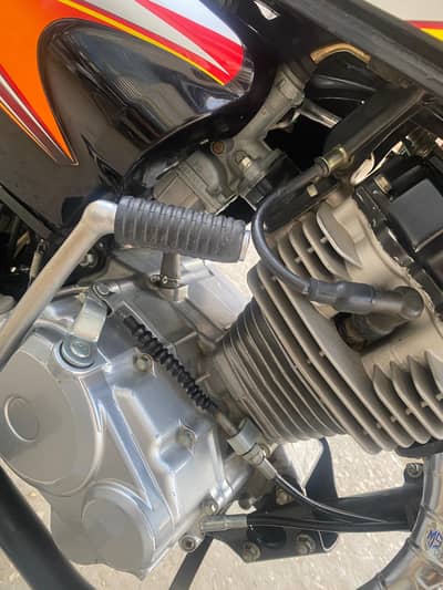 Honda CG125 Black (2022)