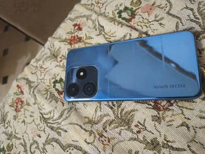 back pe cover ka Nissan hai paper laga hua said hai bilkul