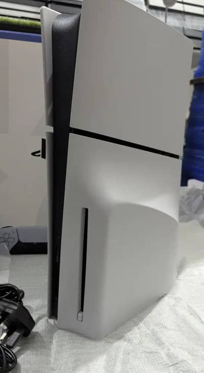 PS5 slim 1tb Disk edition for sale argent 0325-3990-854 my Whatsap