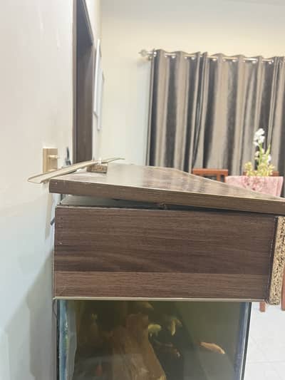 Aquarium 2.5/1.5 Ft For sale with trolley