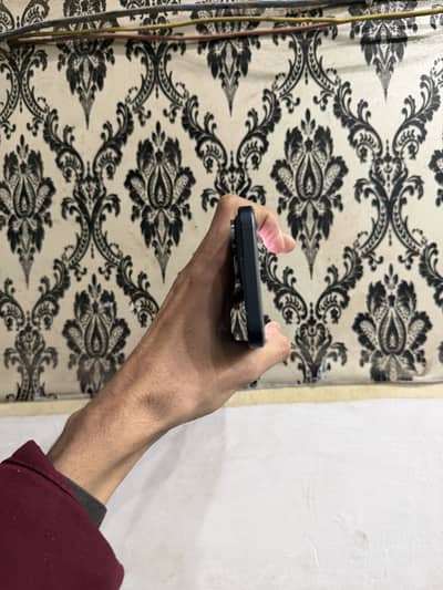 I phone 15 pro max 256gb BH87