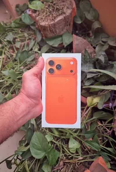 iPhone 17 Pro Max - Cosmic Orange - 256GB - NonActive & Boxpack