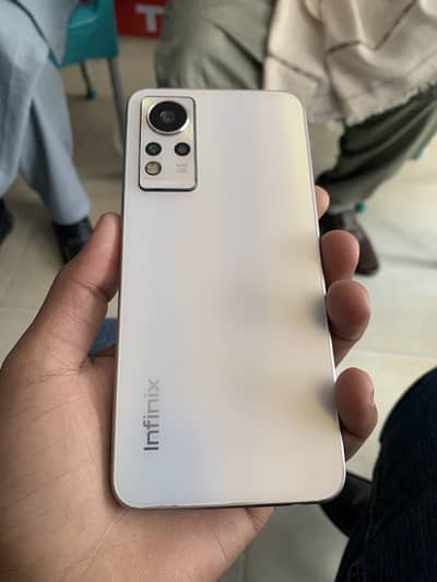 Infinix Note 12