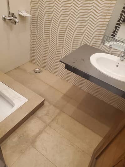 Vip beautiful 6 marla lower portion is available for rent in sabzazar lhr