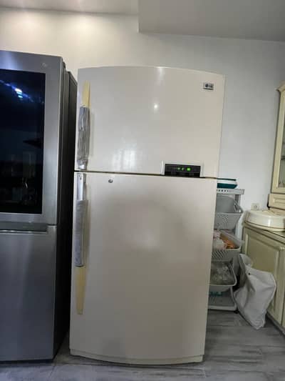 LG Refrigerator | Spacious & Energy Efficient