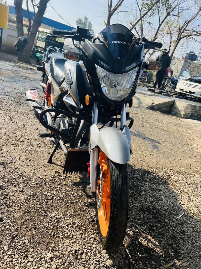 Honda CB 150F 5