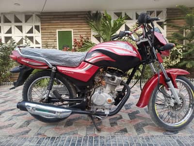 yamaha yd 125cc  (2022). karachi