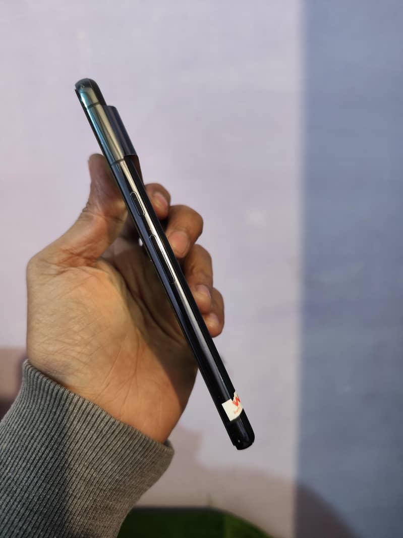 Google Pixel 8 Pro 5