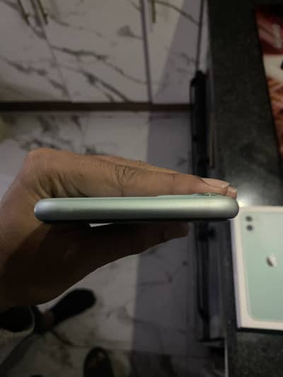 IPhone 11 Pta approved 128gb