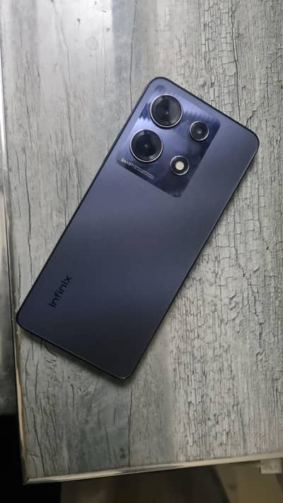 LIKE NEW INFINIX NOTE 30 BLACK 10/10