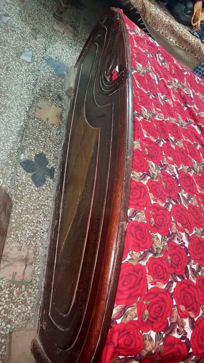 used bed in good condition