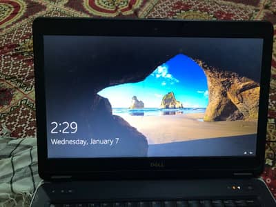 Dell laptop i5 4th generation with 128SSD