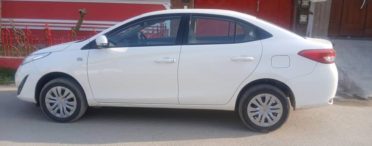 Toyota Yaris 1.3 GLI MT