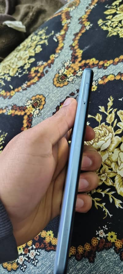 Redmi note 11 for sale. 8/128.