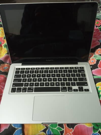 MacBook pro 2012 midd