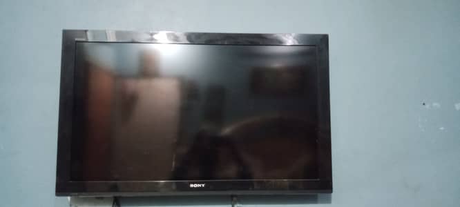 Sony Bravia 40BX420 LED TV for sale