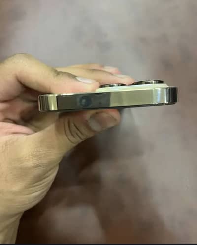 iphone 14 pro goldan