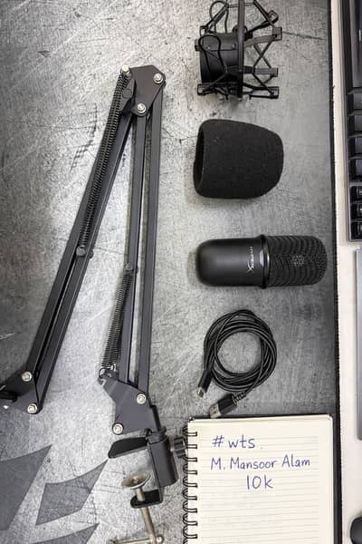 Hyper x Solocast microphone