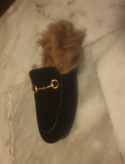 Gucci slip ons for sale 100% origional.