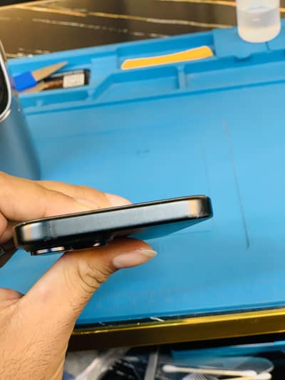 iphone 15 factory unlock with box