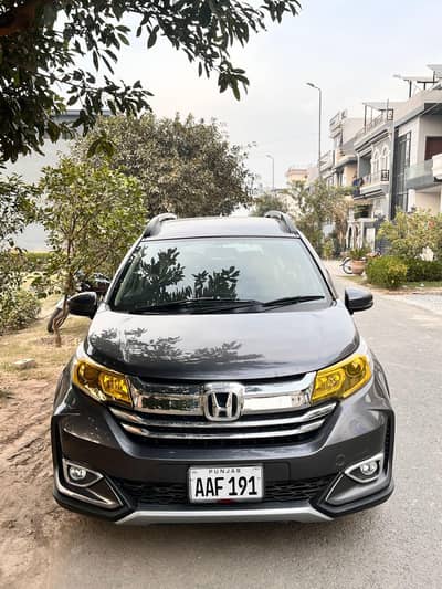 Honda Br. V (S) Package Full Option