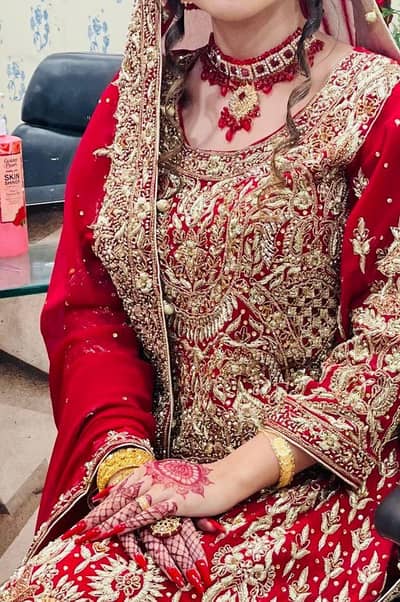 wedding lhenga only wear 1hour