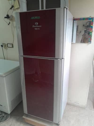 I am Saling Dawlance fridge All ok Condition 10 to 8