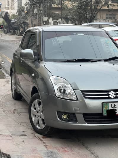 Suzuki swift DLX 1.3 2014/15