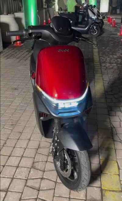 Evee S 1 in mint condition