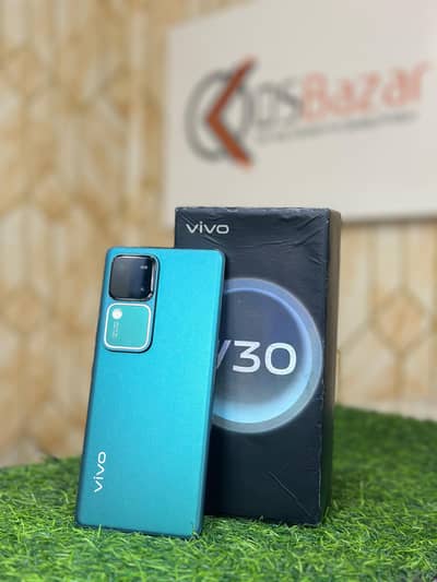 VIVO V30 | 12GB RAM | 256GB STORAGE | PTA | WITH BOX & CHARGER |