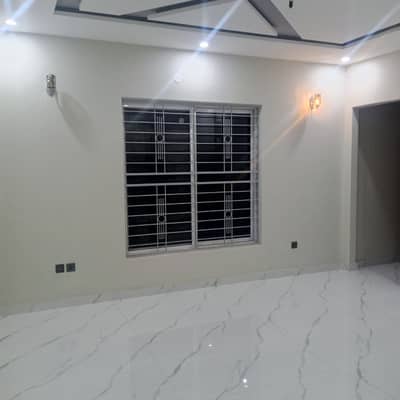 3 Marla ground floor independent upper portion lock For Rent
