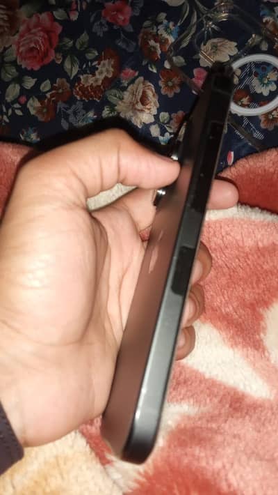 Iphone 16pro black