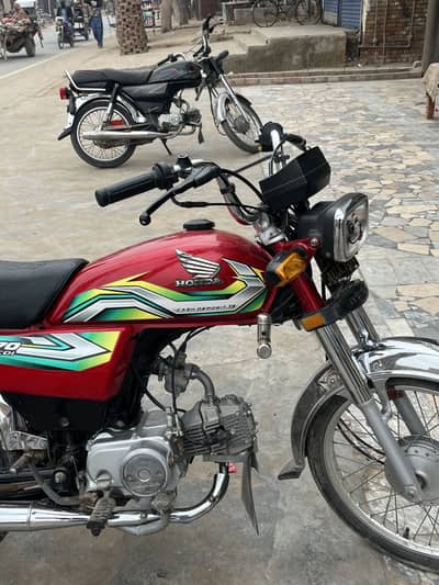 Honda 23 model 03040965552 Just whtsap