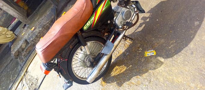 Honda CD 70 complete  file  cplc clear  ha condition pic may dekh ly