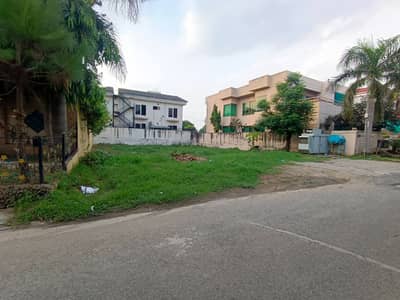 1 Kanal Plot For Sale Brigadier Officers Colony Khawaja Safdar Road Sialkot