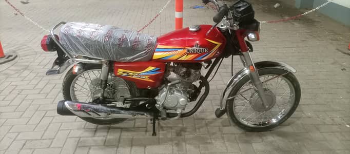 unique 125 2015 03196335923