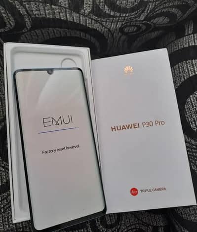 Huawei p30 pro 8 GB ram 256 GB memory Call and WhatsApp 03263194529
