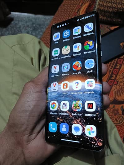 Motorola Edge Plus Pin dot only one