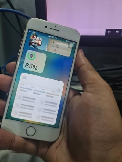 iPhone 8 128gb battery 100 health blkl staff Mobile h kio issue n