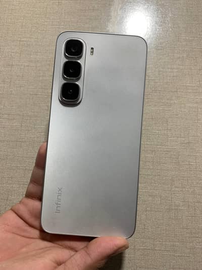 infinix hot 60i 6 128 urgent sale