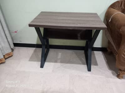 Office work table/computer table