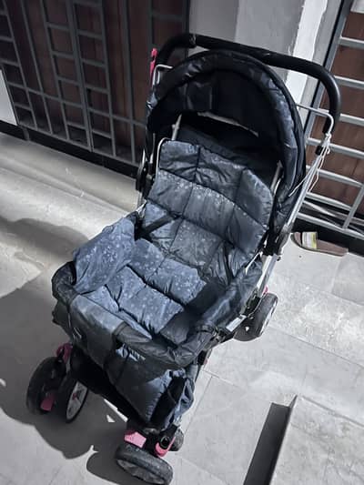 Stroller in excellent condition