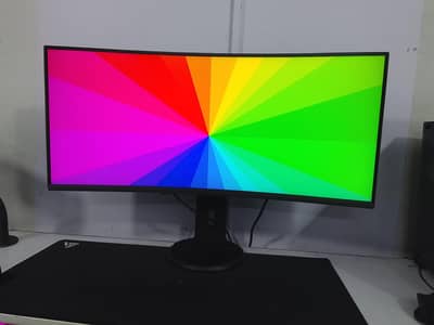 Samsung 34" Ultrawide Curved 100hz USB-C Monitor