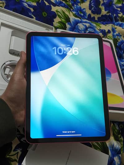 iPad 11th Gen 256GB Brand New Box Accessories Packed & Case Health 100