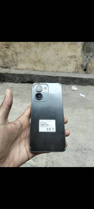 urgently sale OPPO Reno 13F