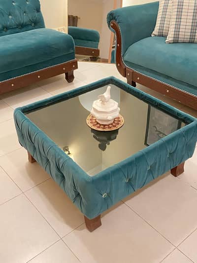 blue Istylish sofas like new