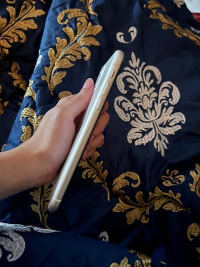 Iphone 11 for sale pta approved