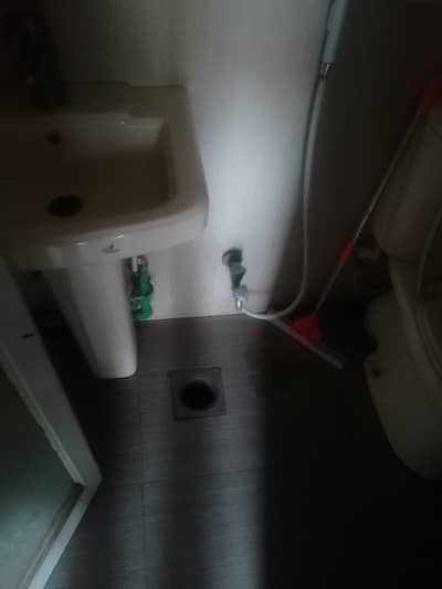 Idol basement for parlour studio ya office